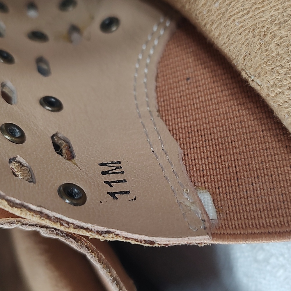 Array Shoes Open Toed Leather Toe Ring Sandals Sl… - image 5